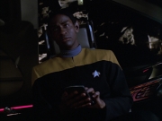 extant_StarTrek_VOY_5x05-OnceUponATime_03181.jpg