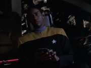 extant_StarTrek_VOY_5x05-OnceUponATime_03184.jpg