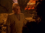extant_StarTrek_VOY_5x05-OnceUponATime_03278.jpg