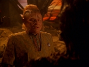 extant_StarTrek_VOY_5x05-OnceUponATime_03290.jpg