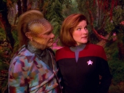 Filename=extant_StarTrek_VOY_5x05-OnceUponATime_03783.jpg
Filesize=235KiB
Dimensions=1200x900
Date added=Nov 12, 2019 extant_StarTrek_VOY_5x05-OnceUponATime_03783.jpg