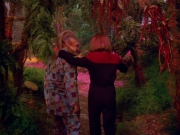 Filename=extant_StarTrek_VOY_5x05-OnceUponATime_03791.jpg
Filesize=263KiB
Dimensions=1200x900
Date added=Nov 12, 2019 extant_StarTrek_VOY_5x05-OnceUponATime_03791.jpg
