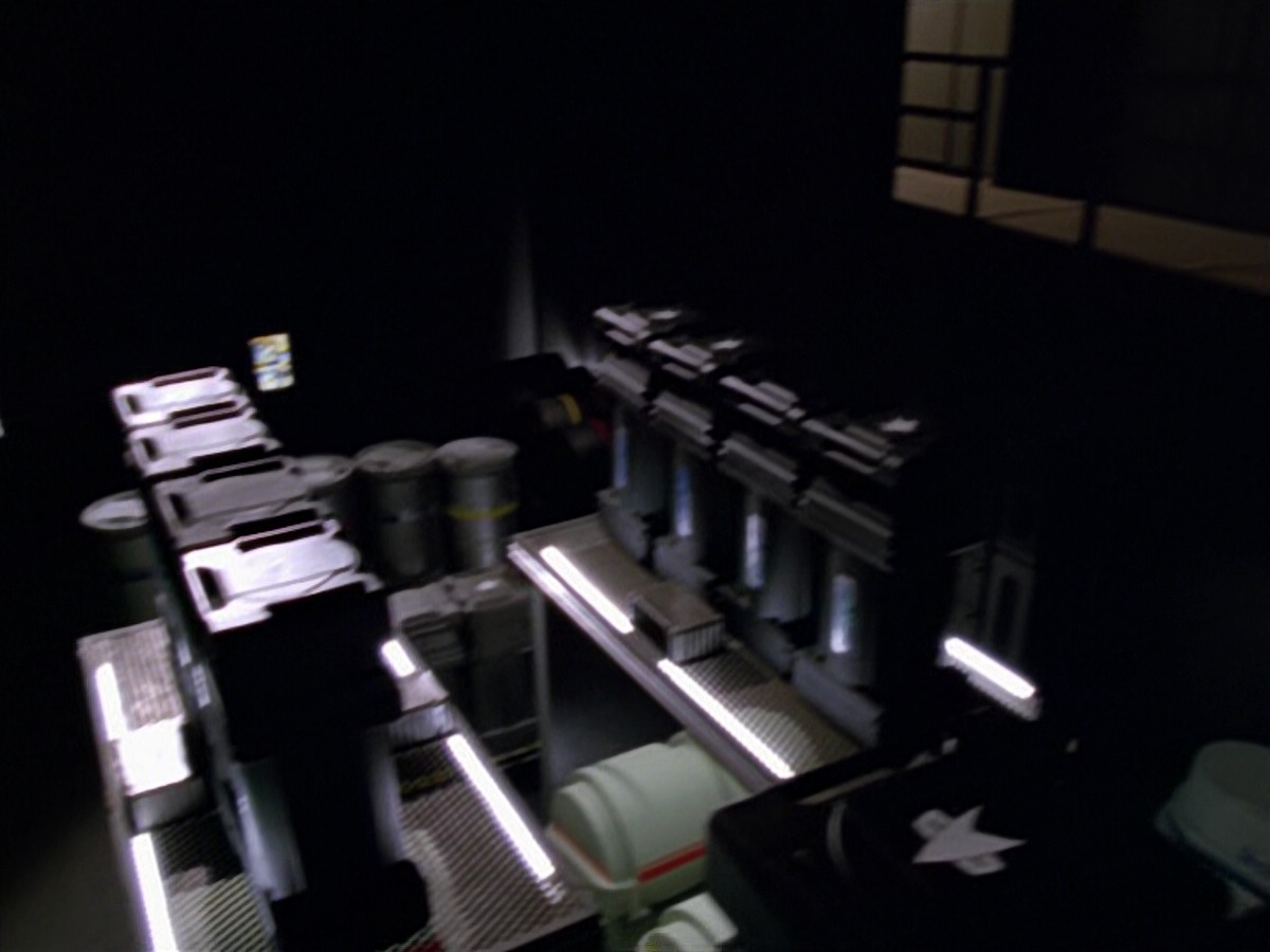 extant_StarTrek_VOY_5x07-InfiniteRegress_00005.jpg