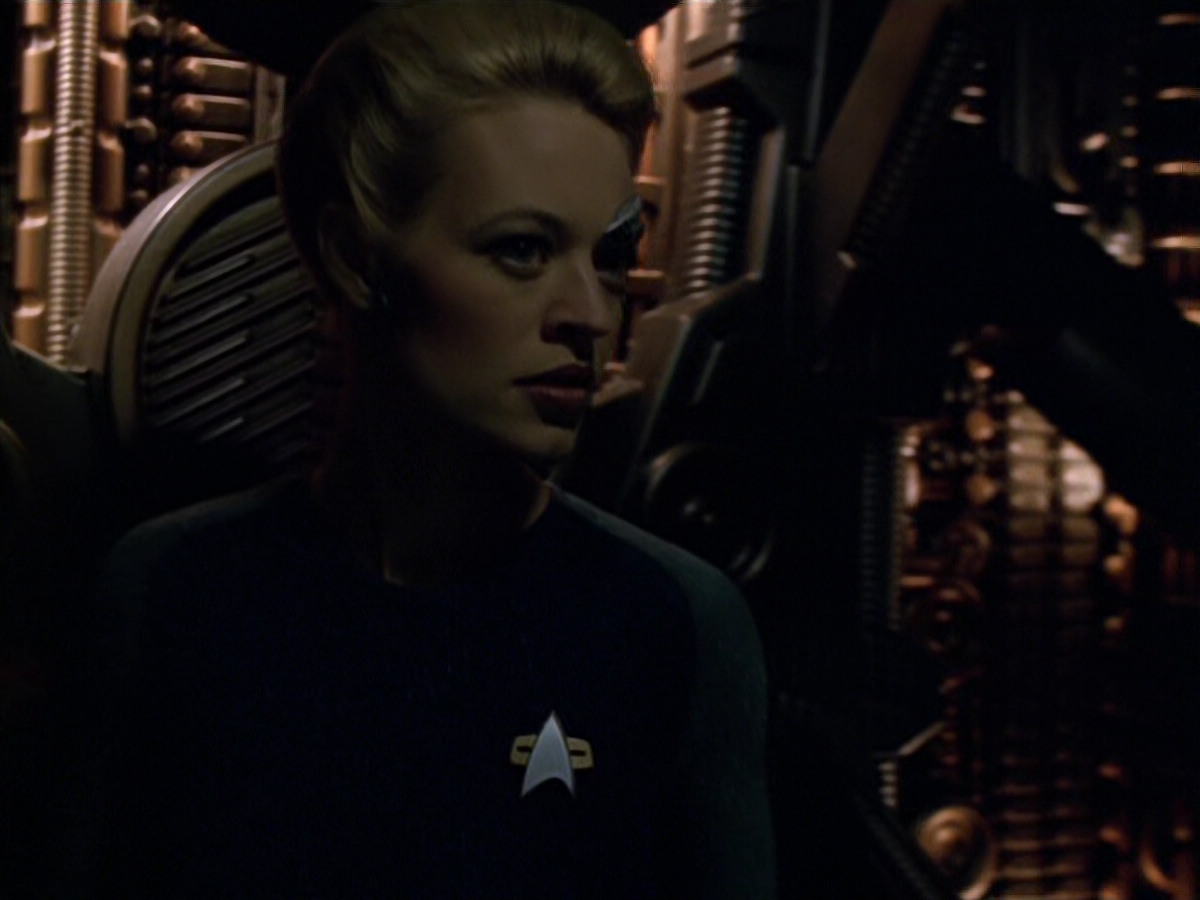 extant_StarTrek_VOY_5x07-InfiniteRegress_00028.jpg