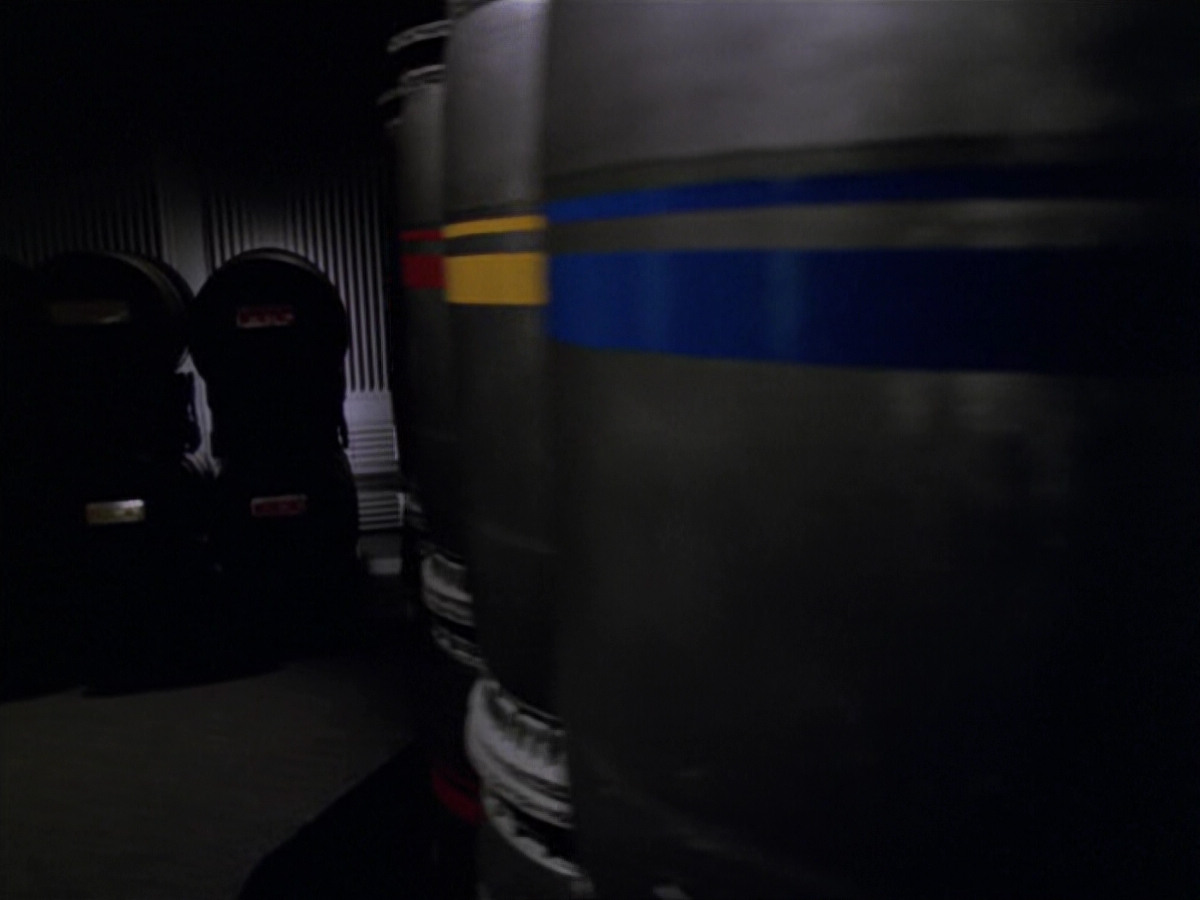extant_StarTrek_VOY_5x07-InfiniteRegress_00052.jpg