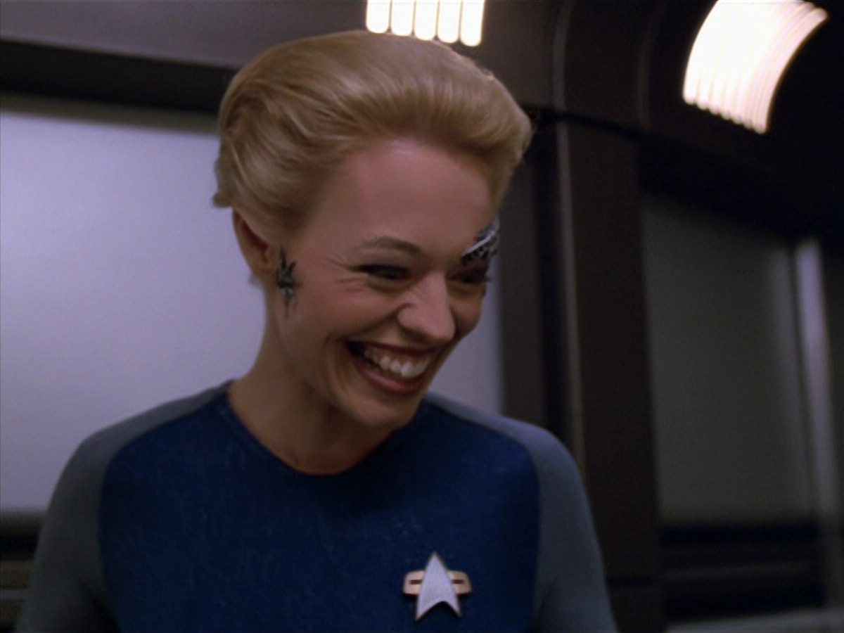 extant_StarTrek_VOY_5x07-InfiniteRegress_00589.jpg