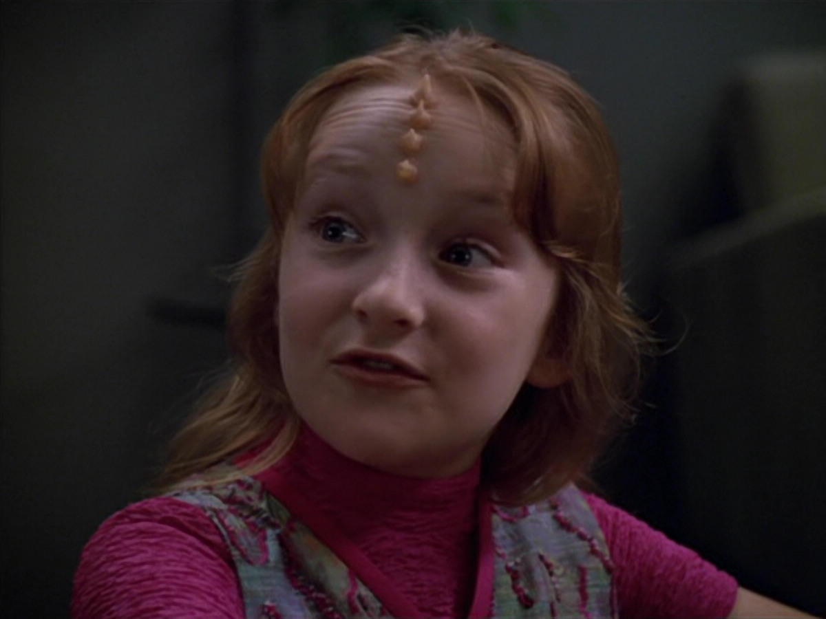 extant_StarTrek_VOY_5x07-InfiniteRegress_00634.jpg