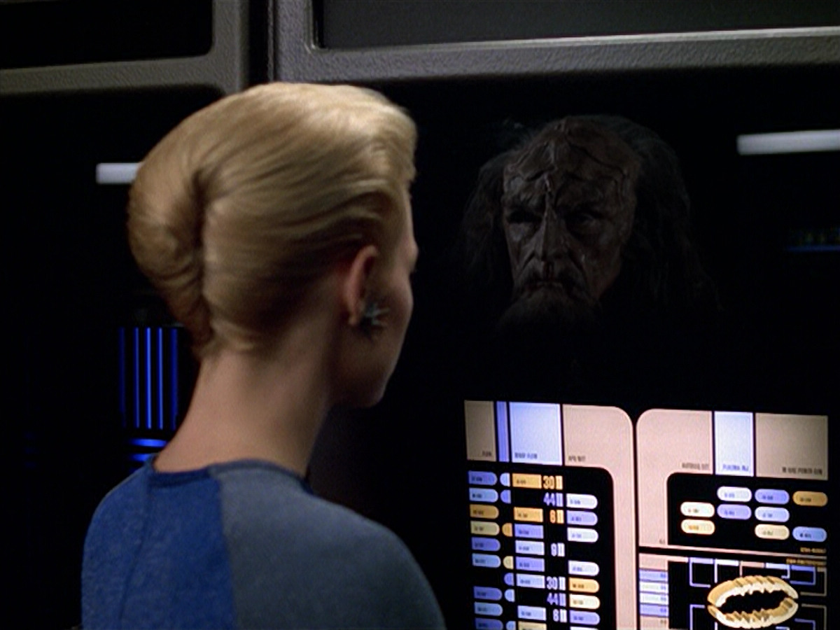 extant_StarTrek_VOY_5x07-InfiniteRegress_00812.jpg