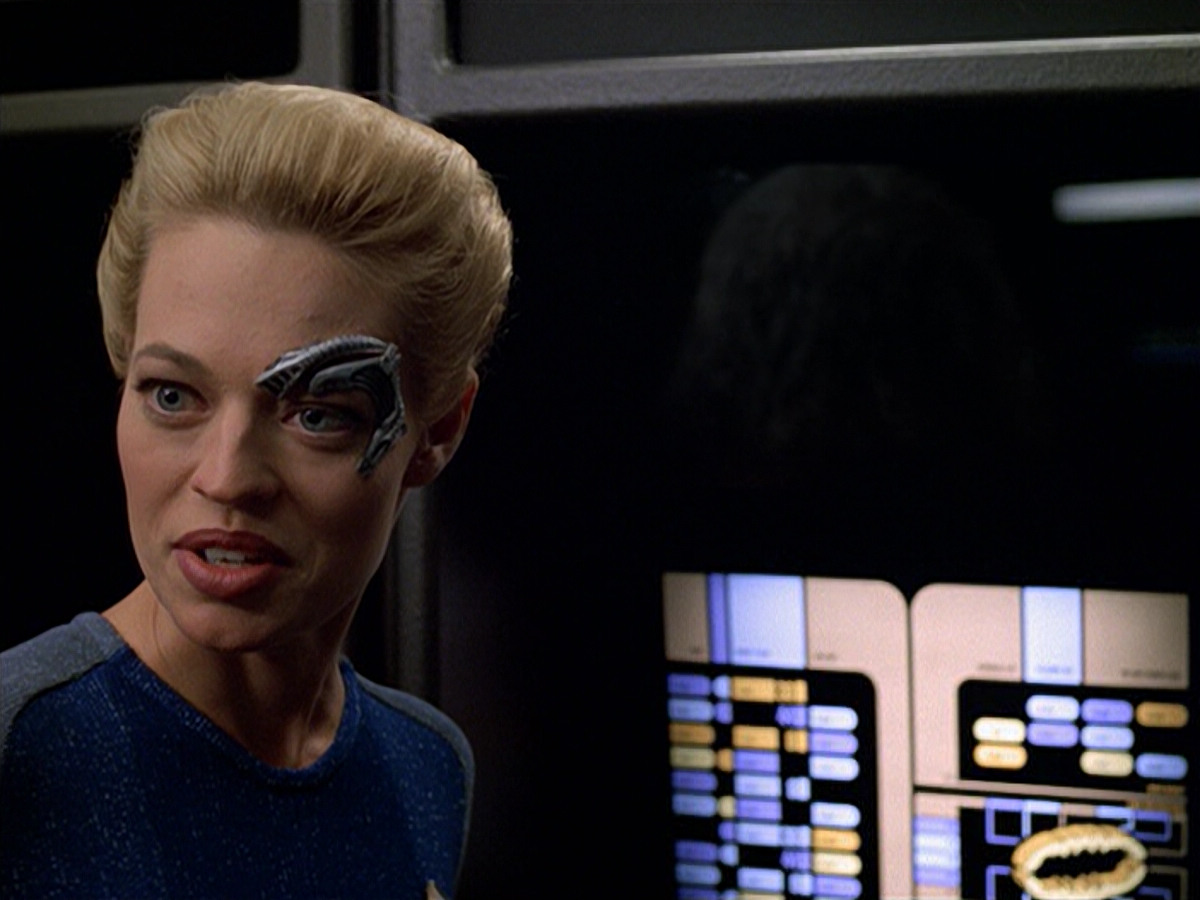 extant_StarTrek_VOY_5x07-InfiniteRegress_00819.jpg