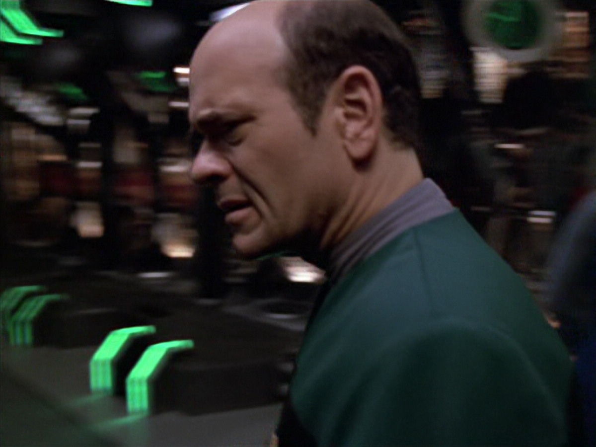 extant_StarTrek_VOY_5x07-InfiniteRegress_01504.jpg