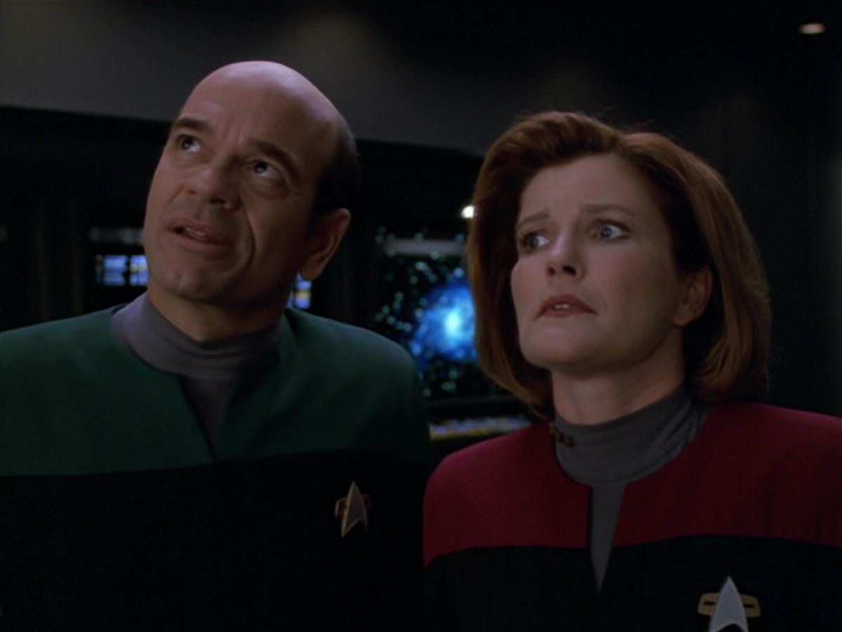 extant_StarTrek_VOY_5x07-InfiniteRegress_02052.jpg