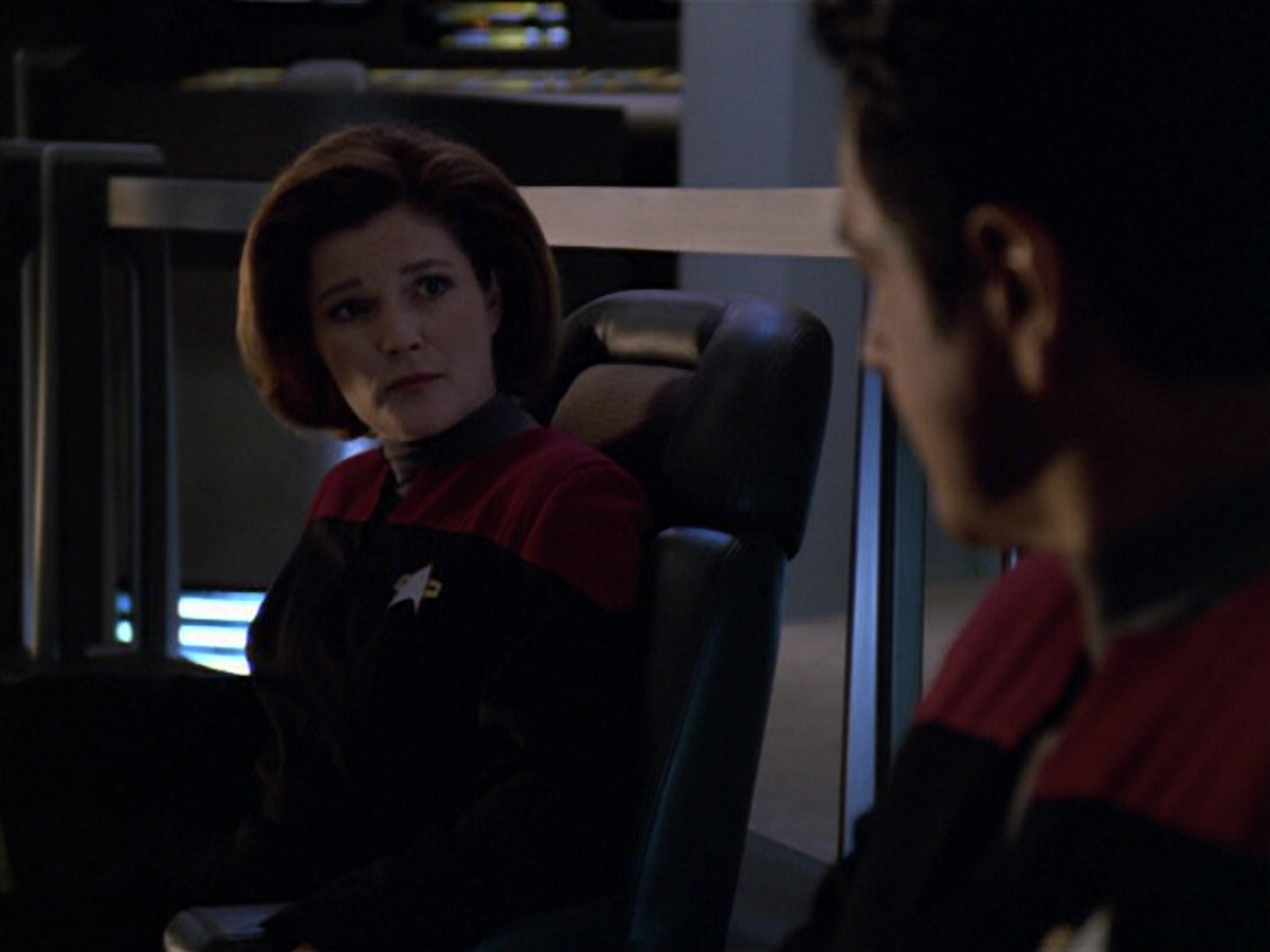 extant_StarTrek_VOY_5x07-InfiniteRegress_02391.jpg