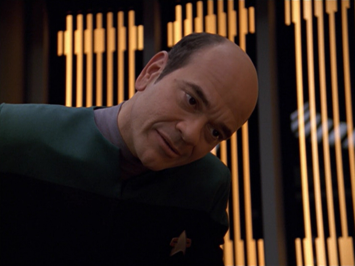 extant_StarTrek_VOY_5x07-InfiniteRegress_02969.jpg