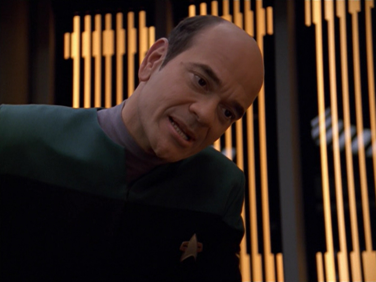 extant_StarTrek_VOY_5x07-InfiniteRegress_02972.jpg