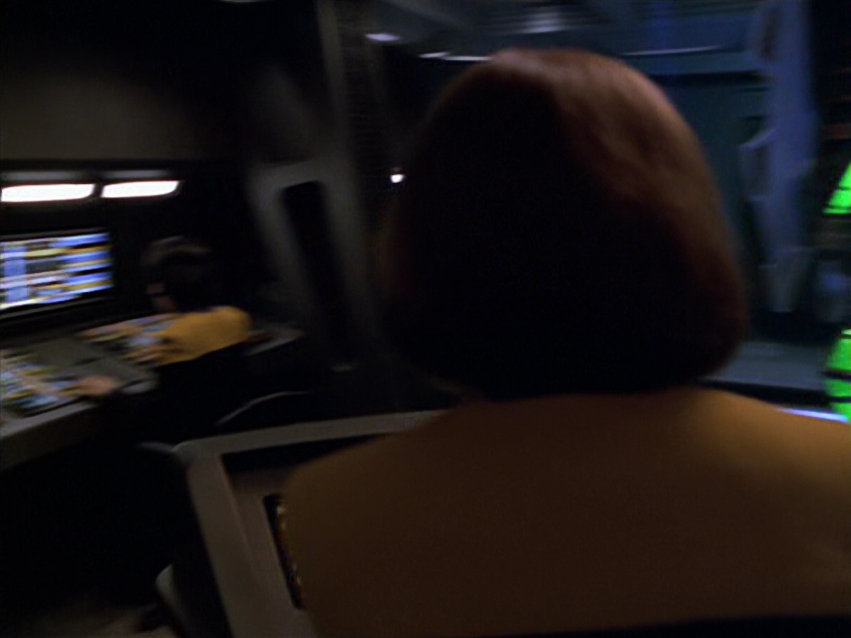 extant_StarTrek_VOY_5x07-InfiniteRegress_03390.jpg