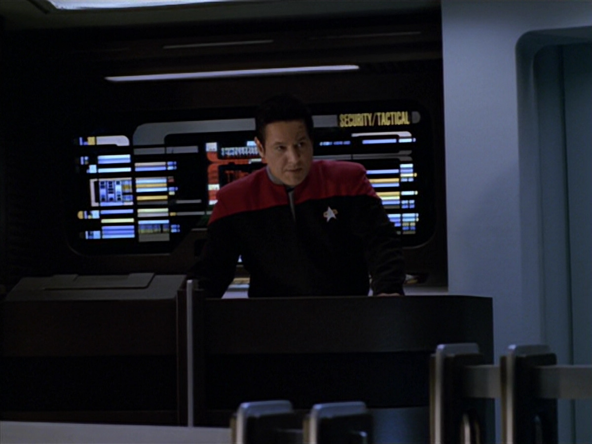 extant_StarTrek_VOY_5x07-InfiniteRegress_03412.jpg