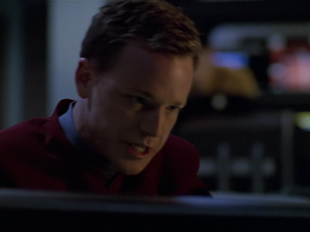 extant_StarTrek_VOY_5x07-InfiniteRegress_03415.jpg