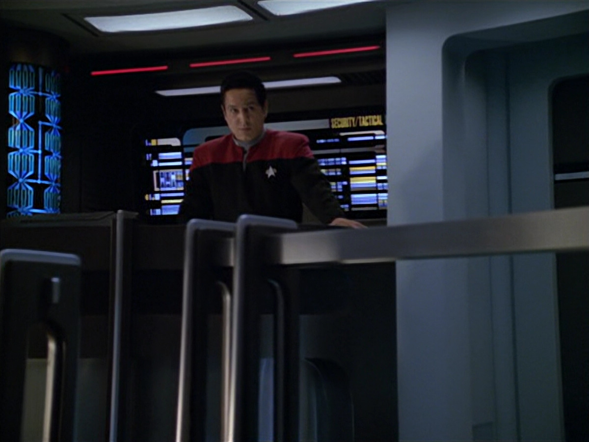 extant_StarTrek_VOY_5x07-InfiniteRegress_03424.jpg