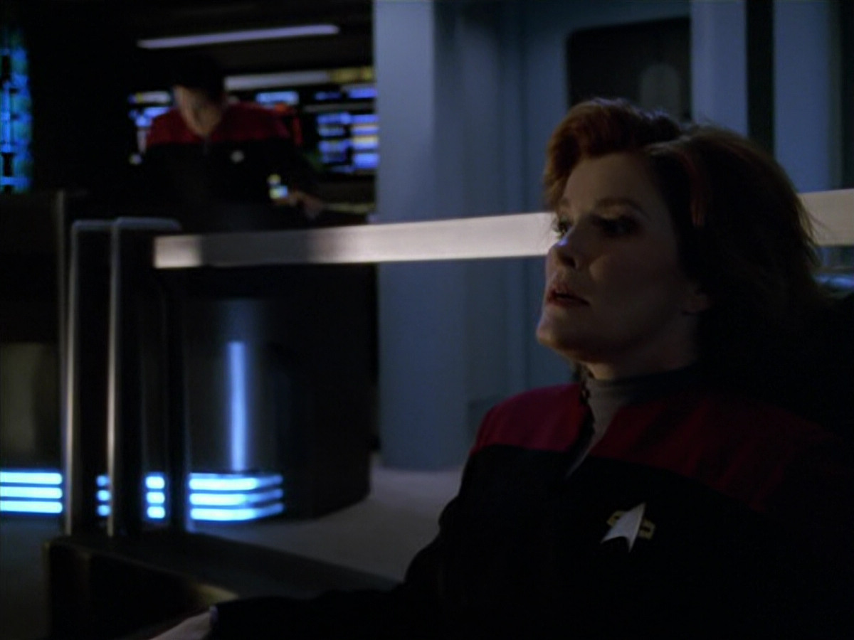 extant_StarTrek_VOY_5x07-InfiniteRegress_03632.jpg