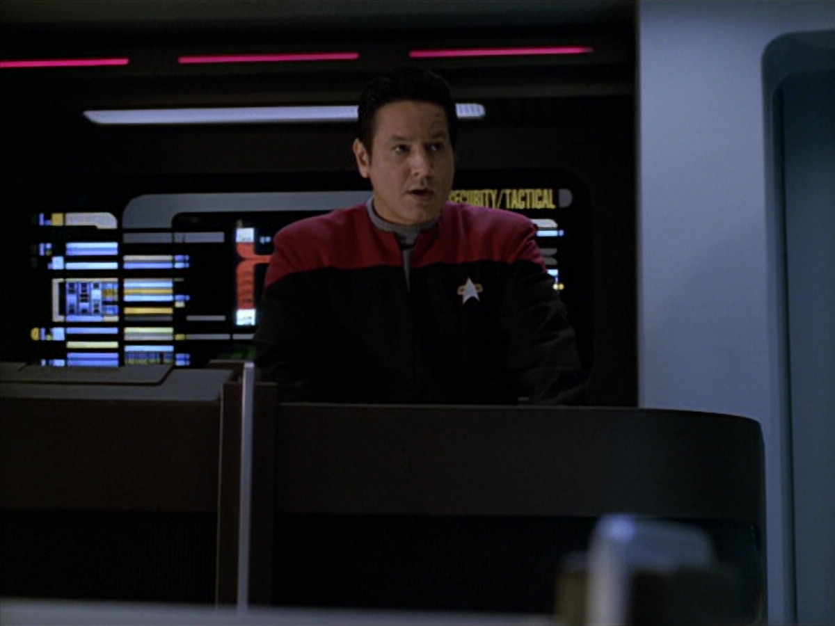 extant_StarTrek_VOY_5x07-InfiniteRegress_03656.jpg