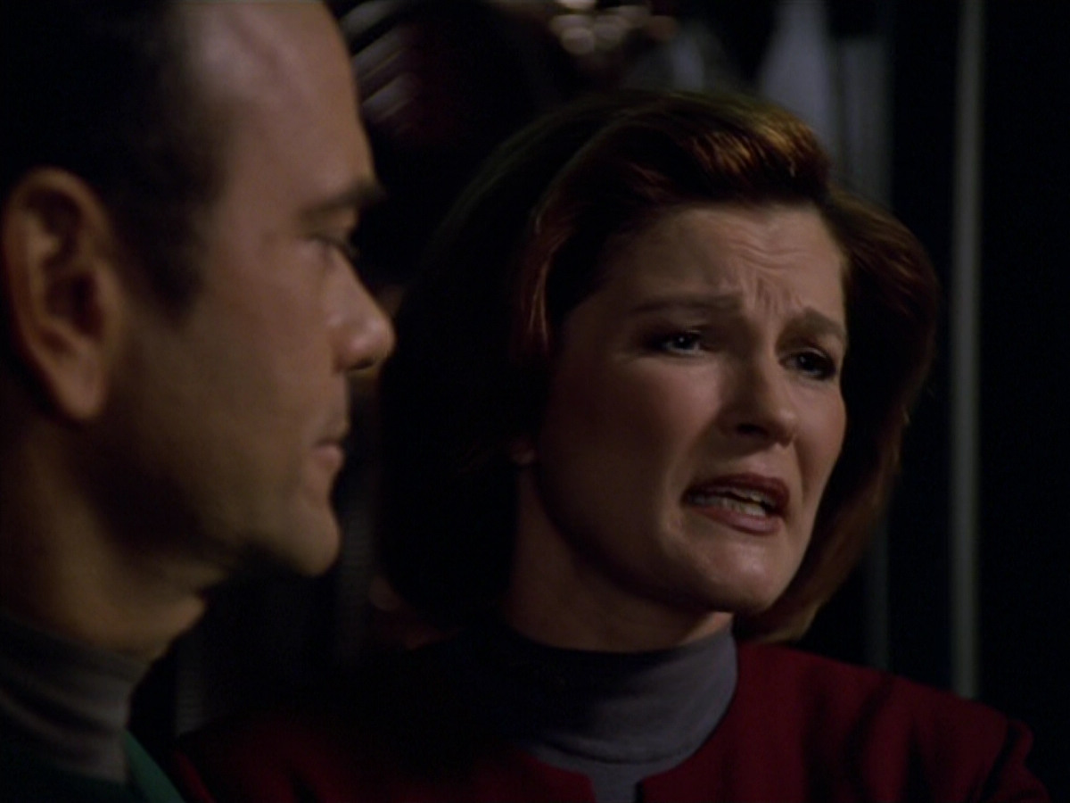 extant_StarTrek_VOY_5x07-InfiniteRegress_03734.jpg