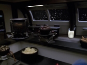 extant_StarTrek_VOY_5x07-InfiniteRegress_00104.jpg