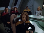 extant_StarTrek_VOY_5x07-InfiniteRegress_00322.jpg