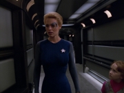 extant_StarTrek_VOY_5x07-InfiniteRegress_00555.jpg