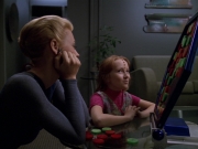 extant_StarTrek_VOY_5x07-InfiniteRegress_00607.jpg