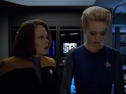 extant_StarTrek_VOY_5x07-InfiniteRegress_00774.jpg