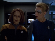 extant_StarTrek_VOY_5x07-InfiniteRegress_00787.jpg