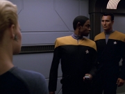 extant_StarTrek_VOY_5x07-InfiniteRegress_00993.jpg