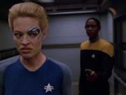 extant_StarTrek_VOY_5x07-InfiniteRegress_01021.jpg