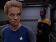extant_StarTrek_VOY_5x07-InfiniteRegress_01027.jpg