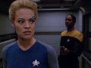 extant_StarTrek_VOY_5x07-InfiniteRegress_01030.jpg