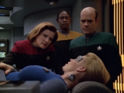 extant_StarTrek_VOY_5x07-InfiniteRegress_01056.jpg