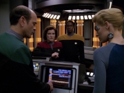 extant_StarTrek_VOY_5x07-InfiniteRegress_01202.jpg
