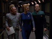 extant_StarTrek_VOY_5x07-InfiniteRegress_01356.jpg