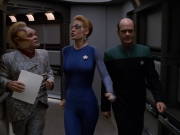 extant_StarTrek_VOY_5x07-InfiniteRegress_01365.jpg