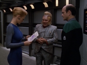 extant_StarTrek_VOY_5x07-InfiniteRegress_01384.jpg