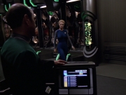 extant_StarTrek_VOY_5x07-InfiniteRegress_01424.jpg