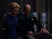 extant_StarTrek_VOY_5x07-InfiniteRegress_01437.jpg