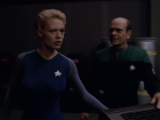 extant_StarTrek_VOY_5x07-InfiniteRegress_01452.jpg