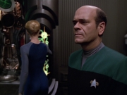 extant_StarTrek_VOY_5x07-InfiniteRegress_01490.jpg