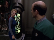 extant_StarTrek_VOY_5x07-InfiniteRegress_01499.jpg