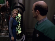 extant_StarTrek_VOY_5x07-InfiniteRegress_01500.jpg