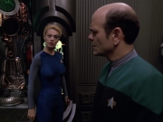 extant_StarTrek_VOY_5x07-InfiniteRegress_01502.jpg