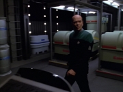 extant_StarTrek_VOY_5x07-InfiniteRegress_01506.jpg