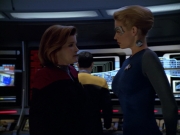 extant_StarTrek_VOY_5x07-InfiniteRegress_01731.jpg