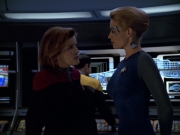 extant_StarTrek_VOY_5x07-InfiniteRegress_01738.jpg
